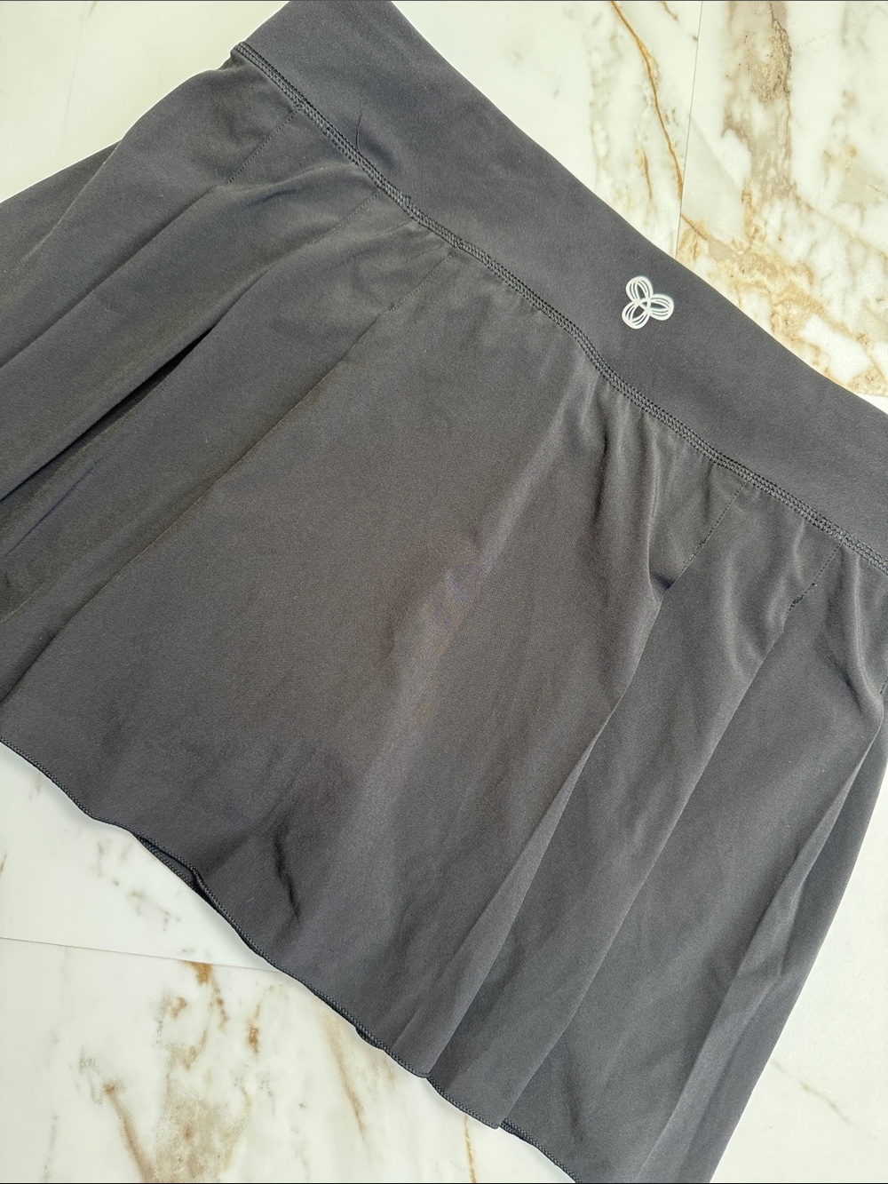 TNA Action by Aritzia Back Pleated Skort Black Sz L Pickleball Tennis Golf Prep